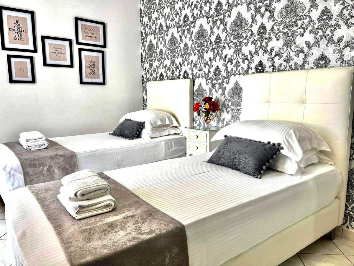 Orianna Suites Skiathos Exterior photo